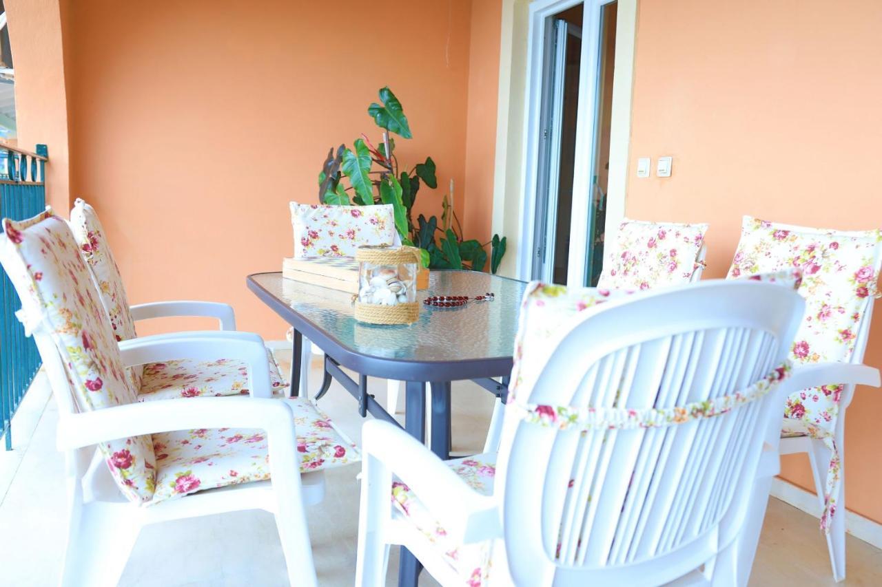 Seaview Calypso Villa Nisaki  Exterior photo