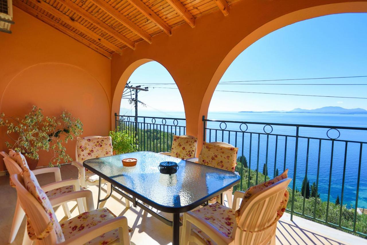 Seaview Calypso Villa Nisaki  Exterior photo