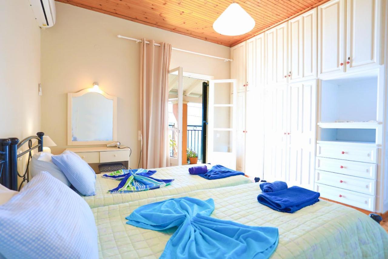 Seaview Calypso Villa Nisaki  Exterior photo